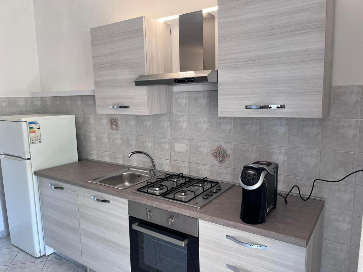 Апартаменты Fco Airport Titina'S House Фьюмичино Экстерьер фото